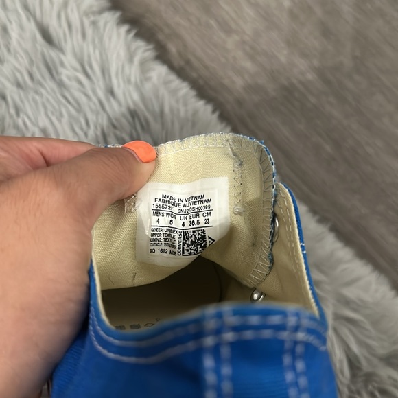 Converse - Picture 4 of 4